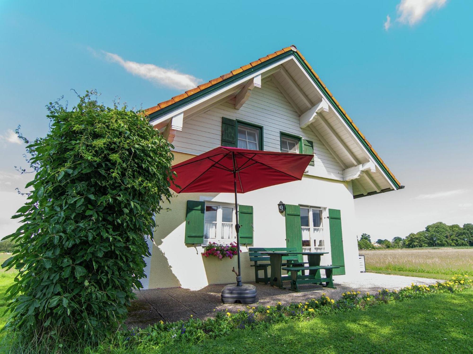 Alluring Holiday Home In Ubersee With Whirlpool Экстерьер фото