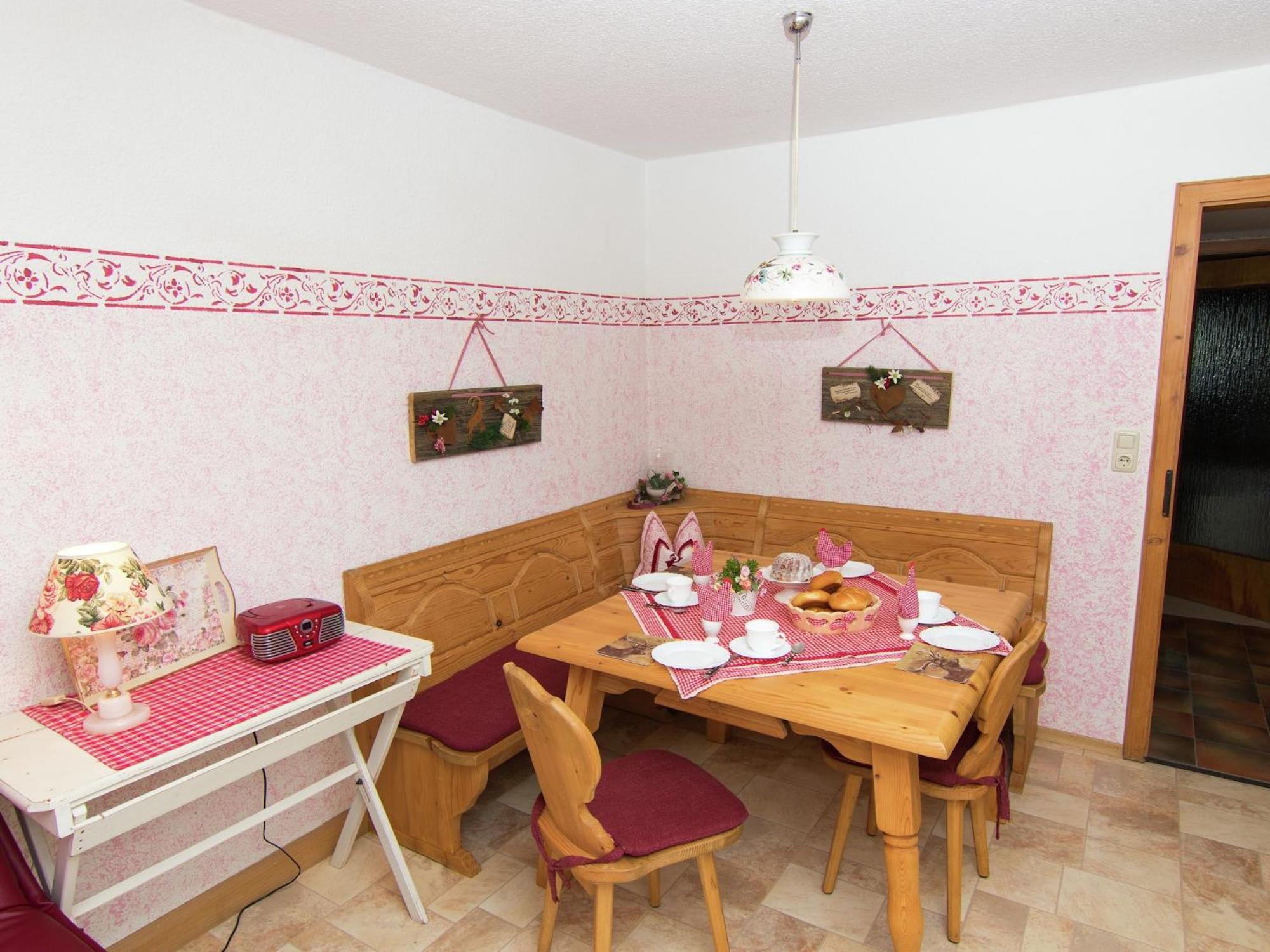 Alluring Holiday Home In Ubersee With Whirlpool Экстерьер фото