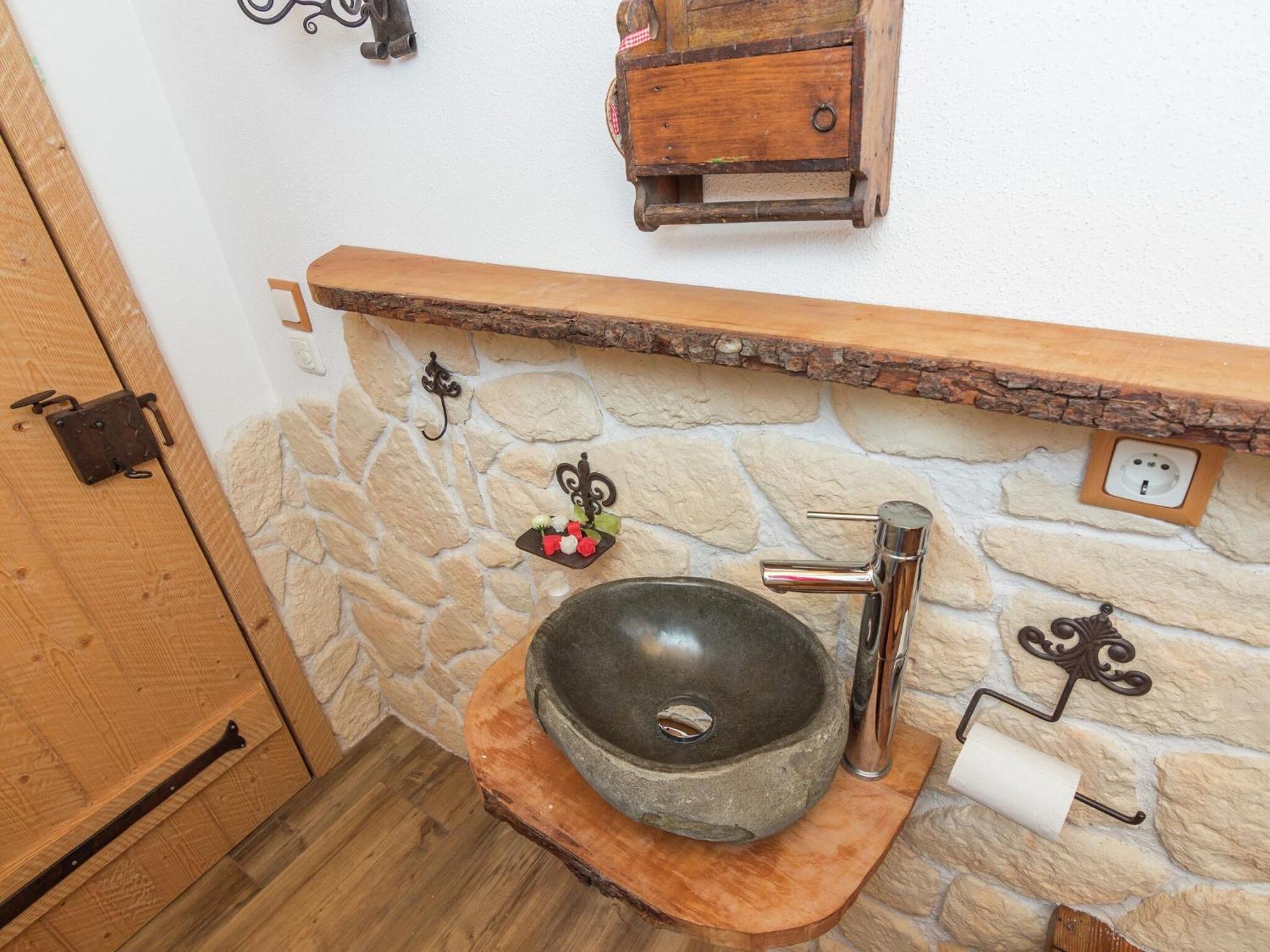 Alluring Holiday Home In Ubersee With Whirlpool Экстерьер фото