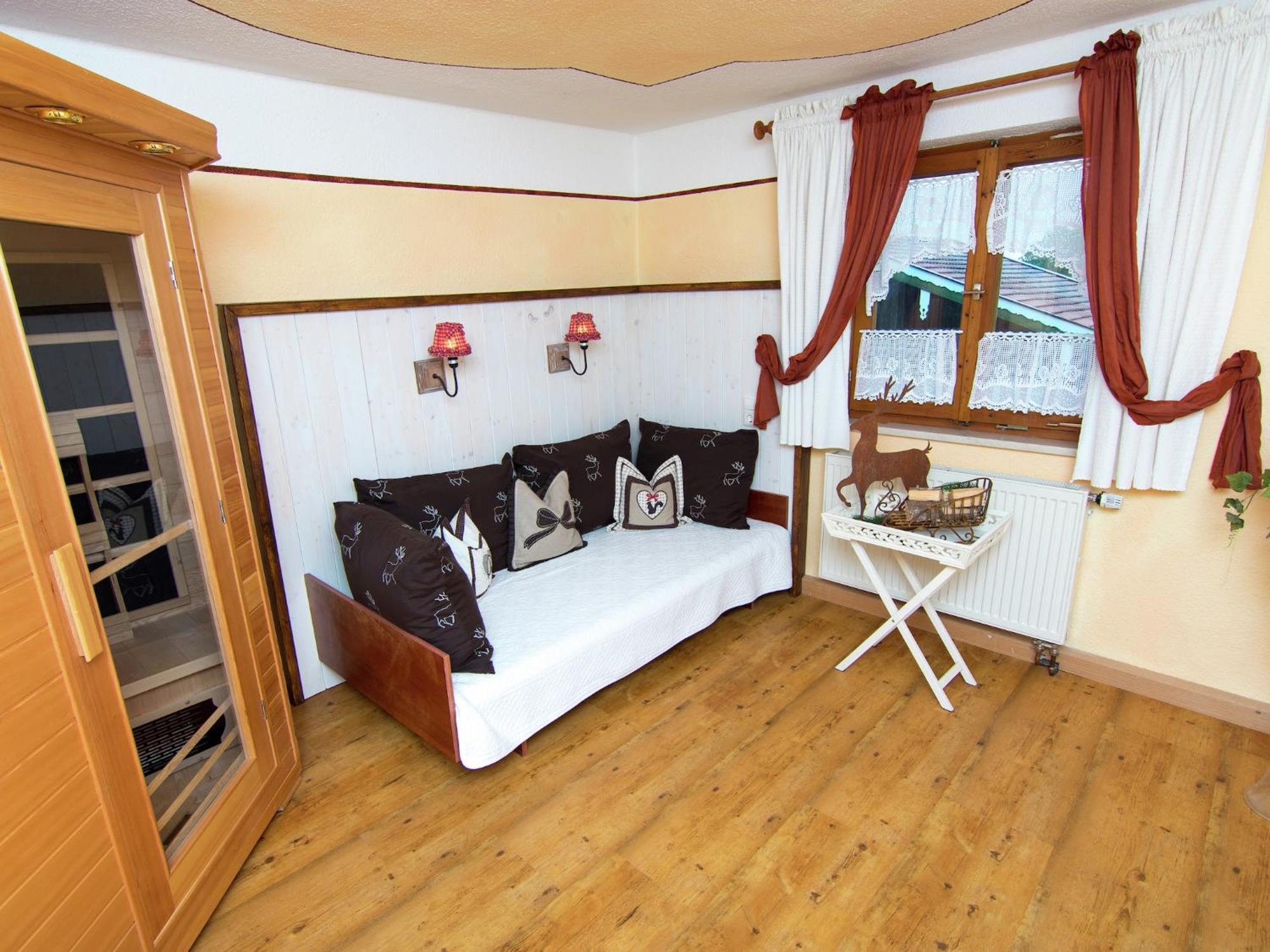 Alluring Holiday Home In Ubersee With Whirlpool Экстерьер фото