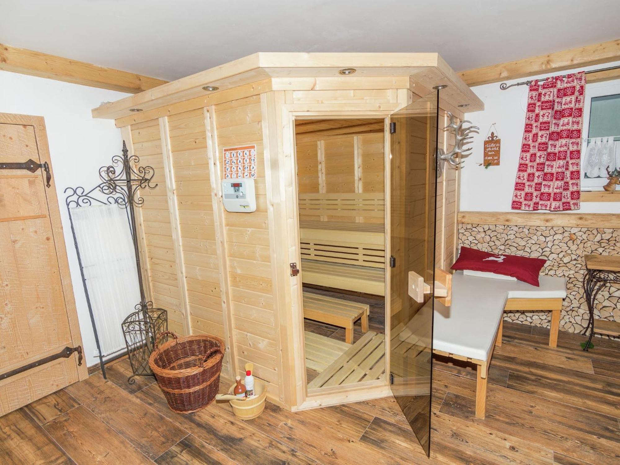 Alluring Holiday Home In Ubersee With Whirlpool Экстерьер фото