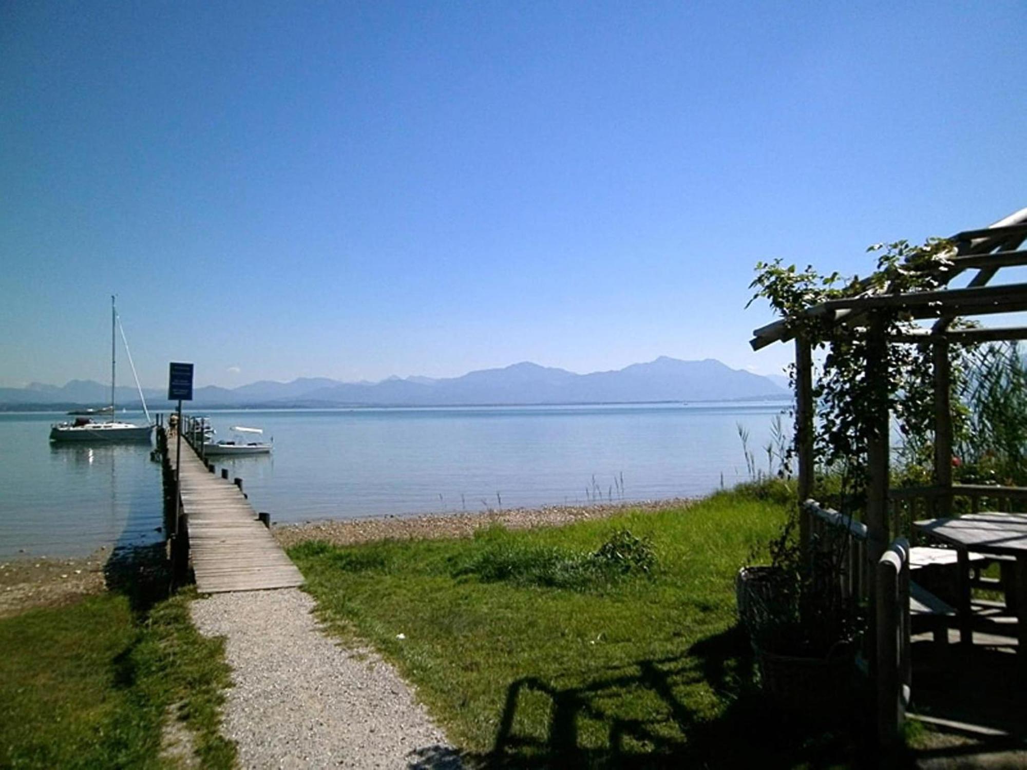 Alluring Holiday Home In Ubersee With Whirlpool Экстерьер фото