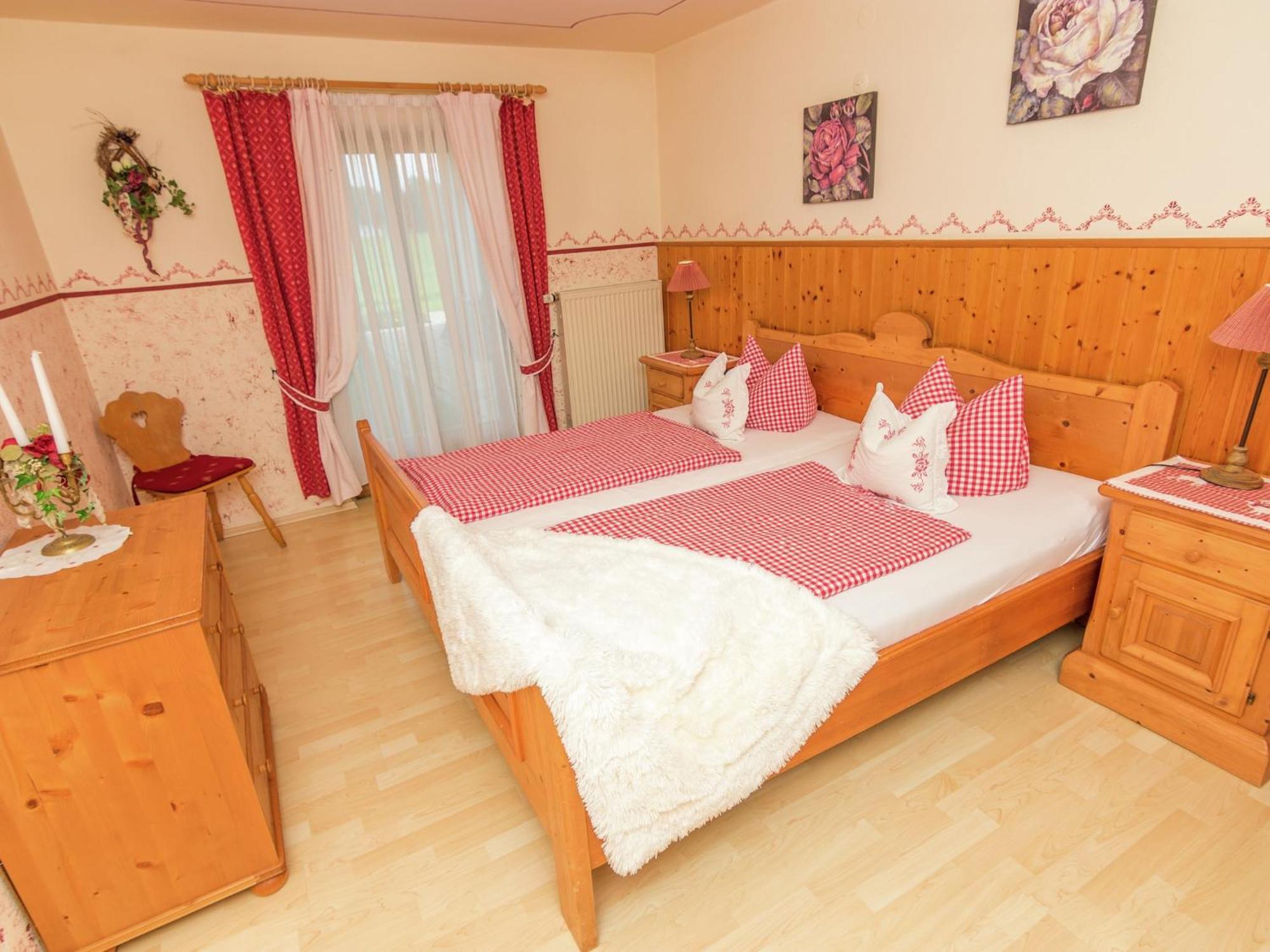 Alluring Holiday Home In Ubersee With Whirlpool Экстерьер фото