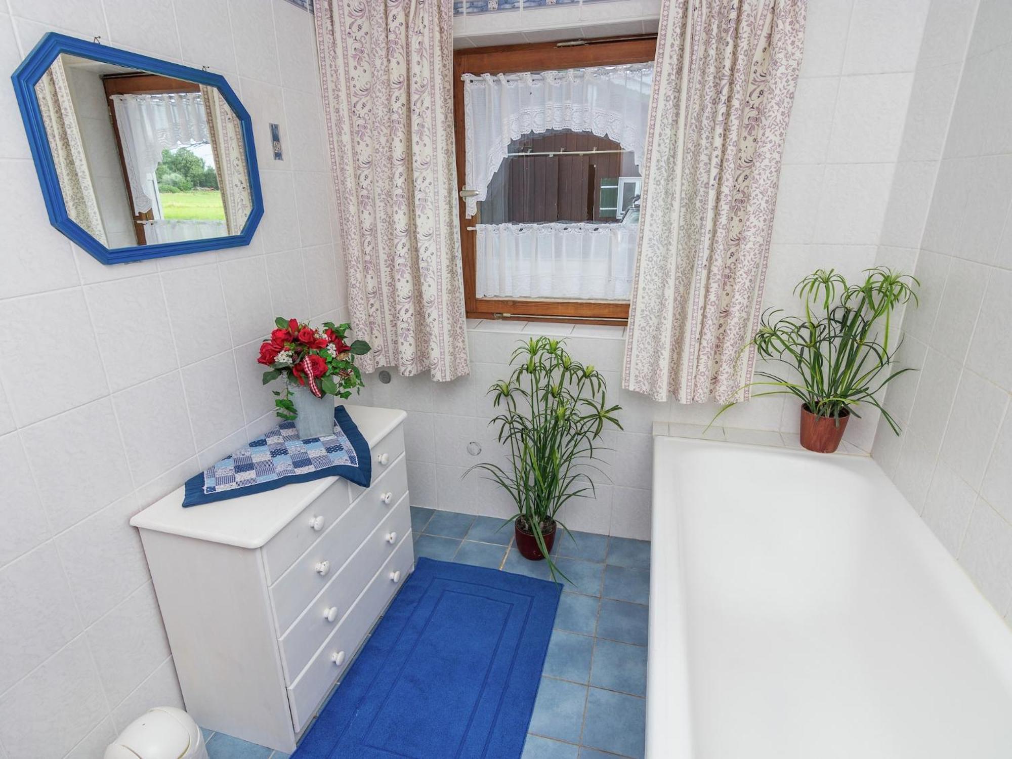 Alluring Holiday Home In Ubersee With Whirlpool Экстерьер фото