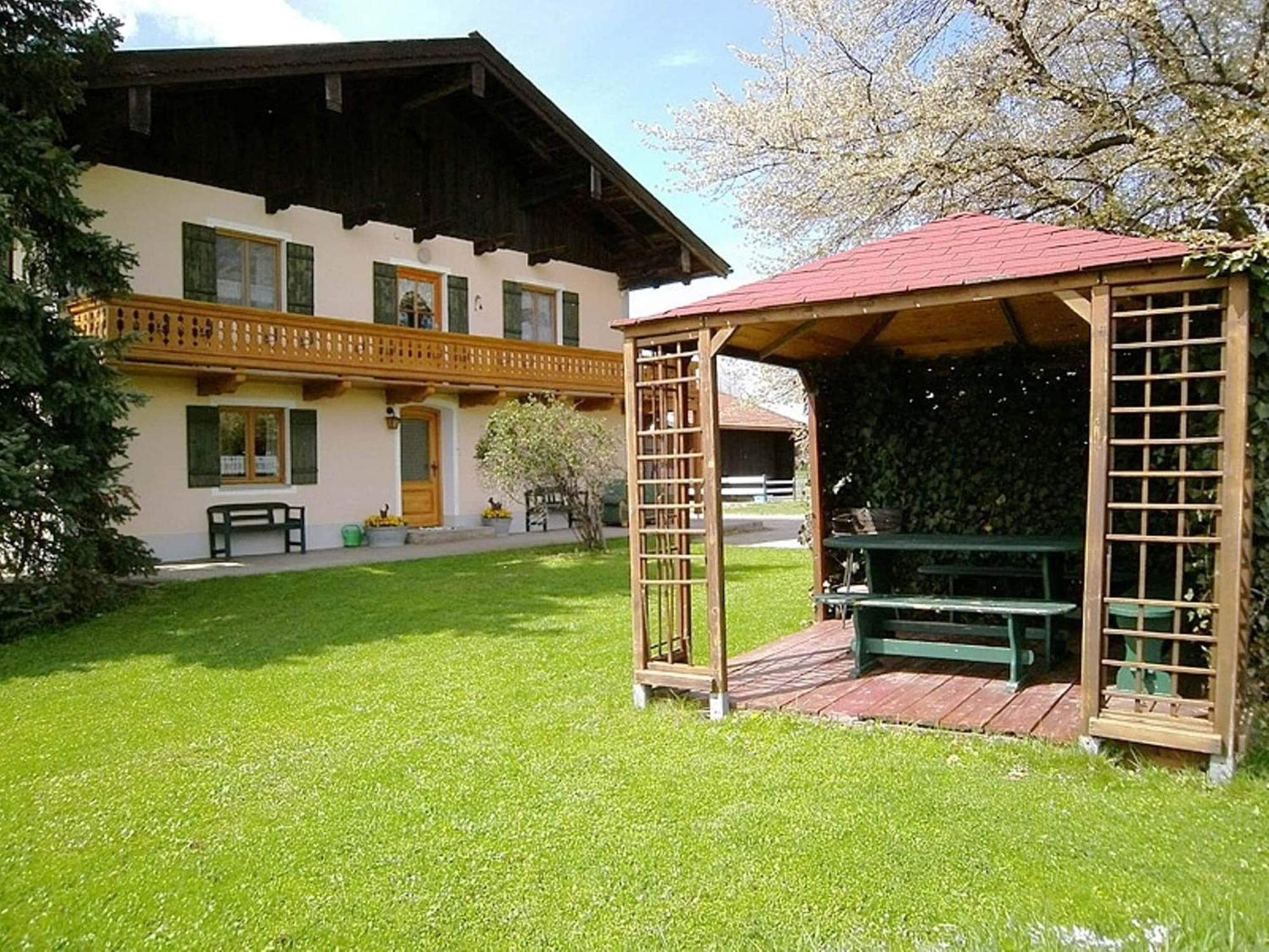 Alluring Holiday Home In Ubersee With Whirlpool Экстерьер фото